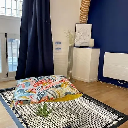 Les Voutes De Mila Apartment