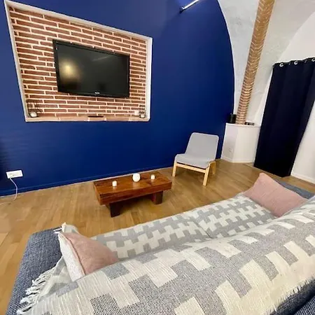 Les Voutes De Mila Apartment *