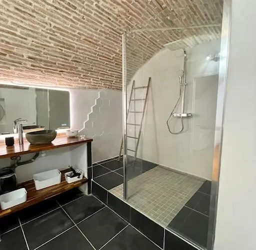 Les Voutes De Mila *